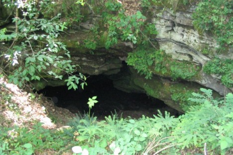 natural-cave-entrance